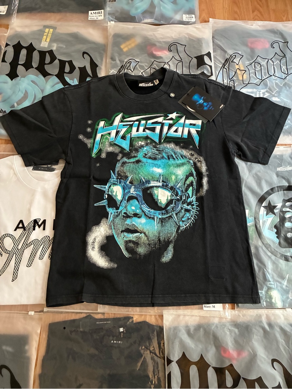 Heiststar Men’s Black Graphic Tee with Teal Face Print